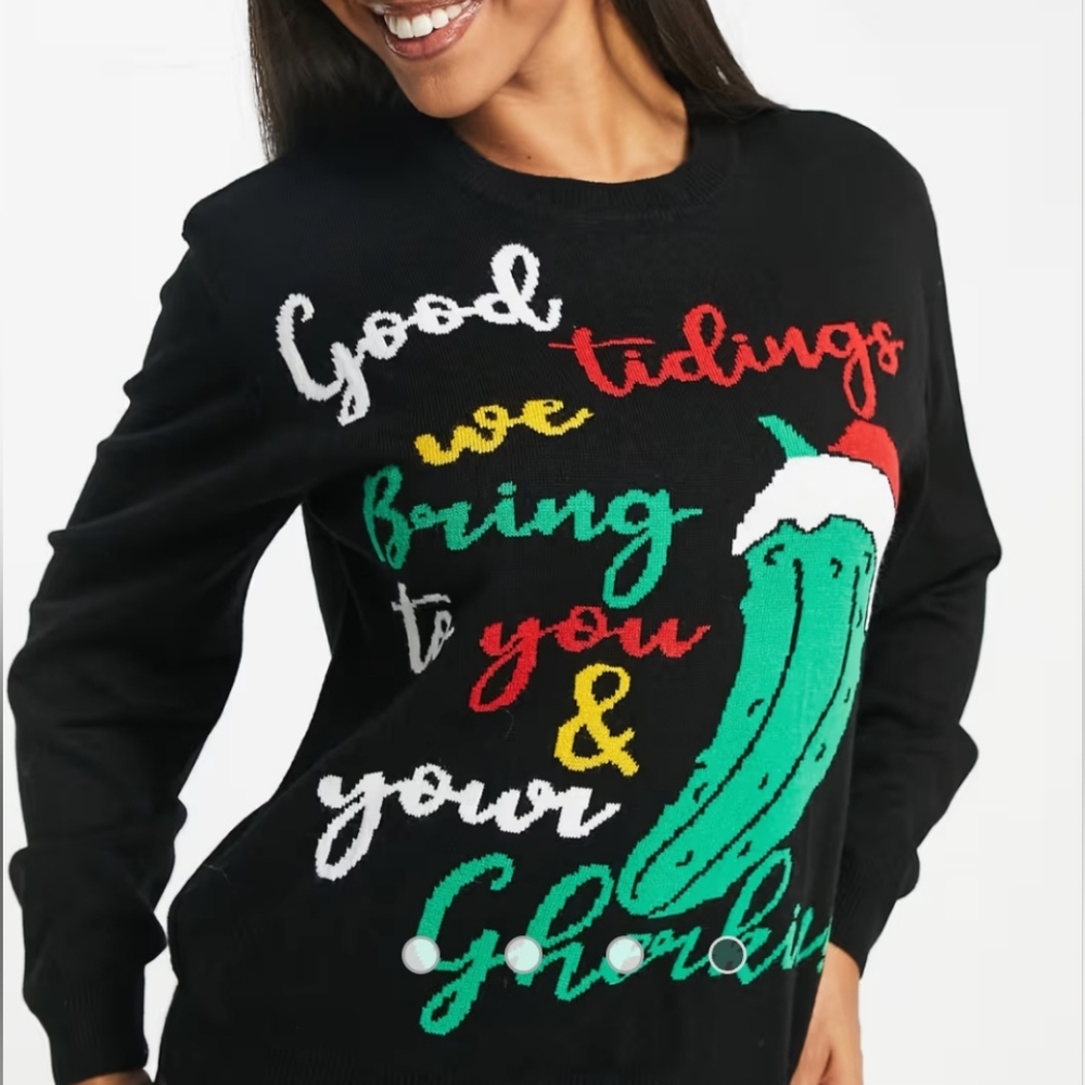 CHRISTMAS SWEATER Size 14  NWT